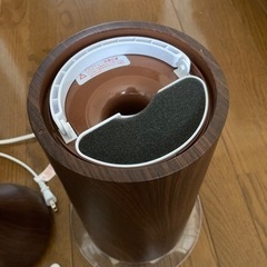 【ジャンク】アンドデコ　加湿器　ダークブラウンの画像