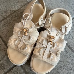 サンダル