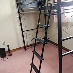 パイプの二段ベッド　家具 ベッドの画像