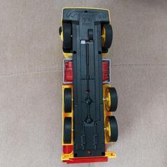 ダンプトラックの画像