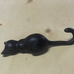 猫のしっぽの壁掛けフックの画像