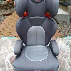 中古　1~6才位まで使用可能の　gracoジュニアシート