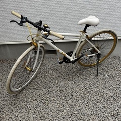 LIG MOVE ホワイト クロスバイク(700×28C・7段変速) 自転車 Amazon | クロスバイク 700C 700×28C シマノ 7段変速機搭載