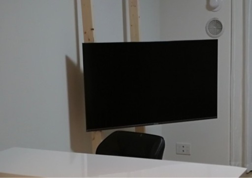 50インチ4k液晶テレビ壁掛けブラケットとfire TV付き