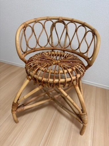 籐のチェア　ほぼ新品