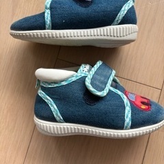 キッズシューズの画像