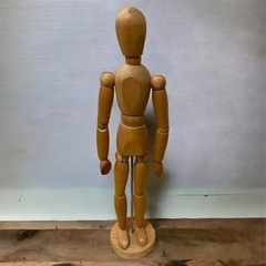 IKEA　デッサン人形