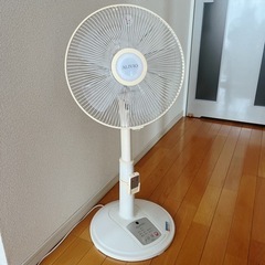 扇風機 首振り タイマー機能あり の画像