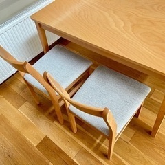 ニトリ ダイニングテーブル4点セット