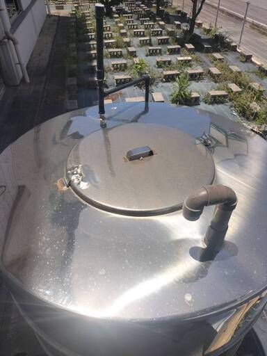 ｽﾃﾝﾚｽ製　水ﾀﾝｸ　1.5ton～2.0ton