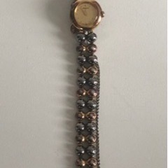 【現状品】SEIKO セイコー QZ 1E20-0290 ラウンド ゴールド文字盤 レディース 腕時計の画像