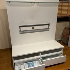 プラズマテレビと台Panasonic VIERA42型　の画像