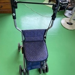 シルバーカーの画像