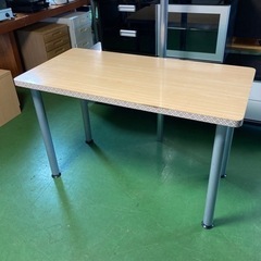 作業用テーブル　デスク　　ダイニングテーブル