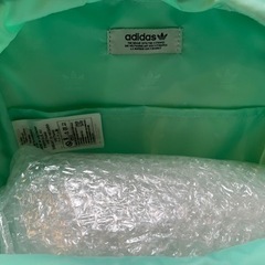 値下げしました❗️
【新品】adidas リュック の画像