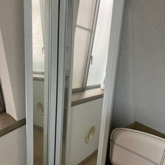 全身鏡の画像