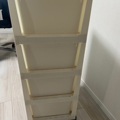 
4段ラックの画像