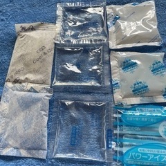 保冷バック　保冷袋　保冷剤大小合わせて33個の画像