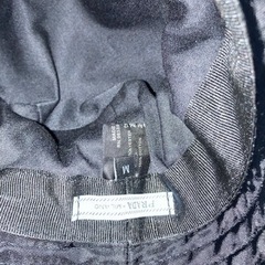 PRADAバケハの画像