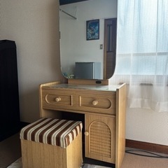 値下げしました。レトロドレッサー