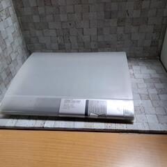 トレカ「ナルト」カード計107枚(収納フォルダ付)の画像