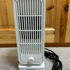 セラミックファンヒーター　電気ヒーター　扇風機　サーキュレーター　マイナスイオン付き 600W/1300W コンパクトの画像