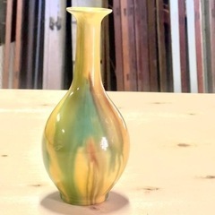 陶器の花瓶　一輪挿し　高さ20cm