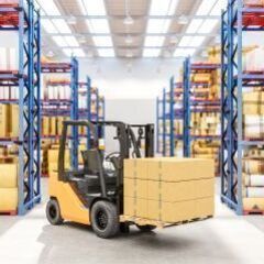 車通勤対応＆夜勤も可♪フォークリフトで入出荷作業◆時給1600～...