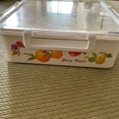 弁当箱の画像