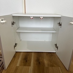 【受付終了】壁用吊り戸棚の画像