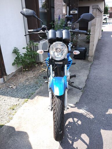 YBR125　タイヤほぼ新品