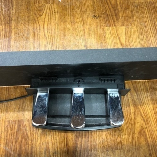 電子ピアノKORG C1 Air イス付　44,000円