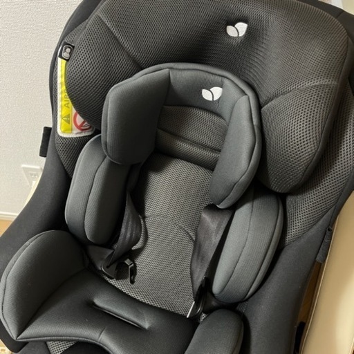 joie arc 360      ISOFIX  
