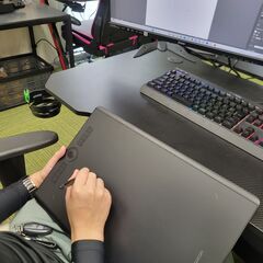急募!!【動画編集やイラスト】得意を活かそう！次世代型★こんなB型事業所、見たことない。利用者さんの夢中を仕事に変える！【完全週休2日制/研修制度あり】ペンタブ 液タブの画像