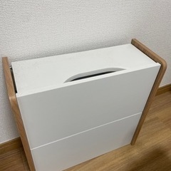 棚（コンセント収納）