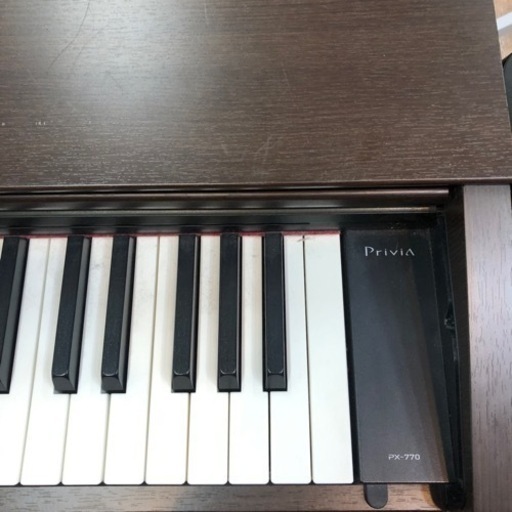 電子ピアノ　CASIO px-770BN イス付　44,000円