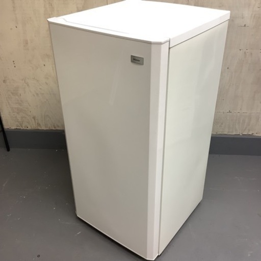 ＊【川崎市でのお渡し】Haier ハイアール 1ドア 電気冷凍庫 100L JF-NU100E 右開き 冷凍ストッカー スリムサイズ フリーザー 耐熱トップテーブル 2013年製