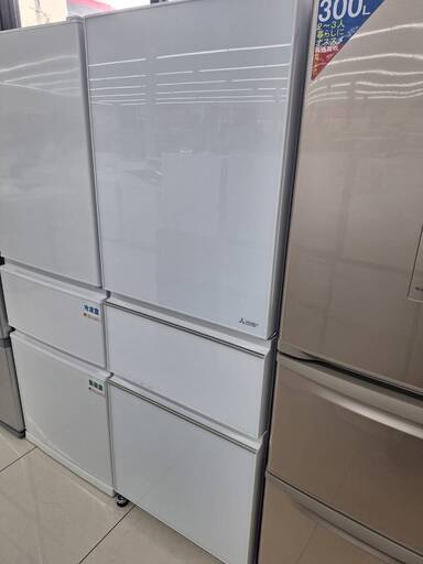 ️MITSUBISHI/三菱/330L冷蔵庫/2022年製/MR-CG33EG-W/全段ガラスシェルフ/No.2081️
