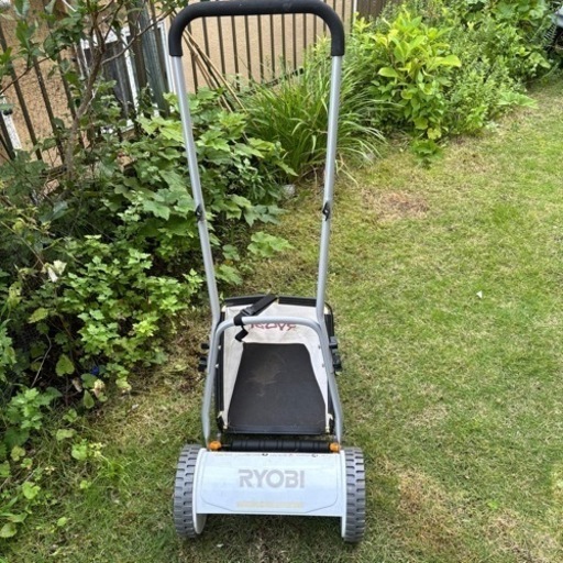 RYOBI  芝刈り機