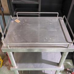😺ステンレス　しっかりした　コマ付き　台の画像