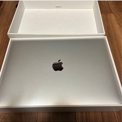 Apple MacBook Air 13inch 2019年モデル シルバー　　8GB 256GB 美品 