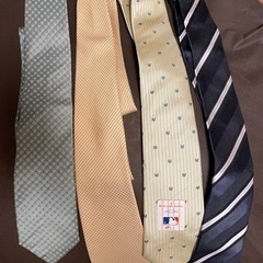 ネクタイ複数本