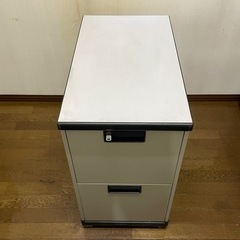 【受付終了】サイドデスク　700×400×720H