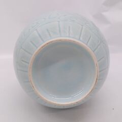 青磁 花瓶 唐草文 高さ25㎝ 花入 花器☆ 札幌市 豊平区 平岸の画像