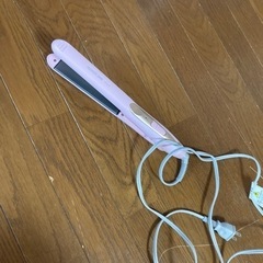 ほぼ新品　ヘアアイロン