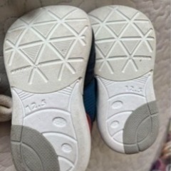 ほぼ新品  キャロット12.5 ムーンスター ファーストシューズ　スニーカー　傘　靴下の画像