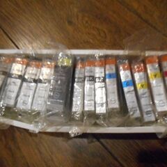 キャノンプリンターインクカートリッジの画像