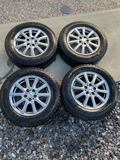 車のパーツ タイヤ、ホイール