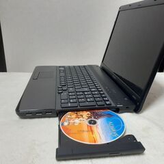 【お取引中です】【15インチで見やすく作業が楽】【新品キーボード】core i5　8GB　SSD　カメラ　Microsoft Office2021　Wi-Fi　Bluetooth　テンキー　Windows11　SONY　VAIOの画像