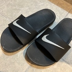 NIKEベナッシ22センチ